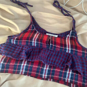 URBAN OUTFITTER CROP TOP